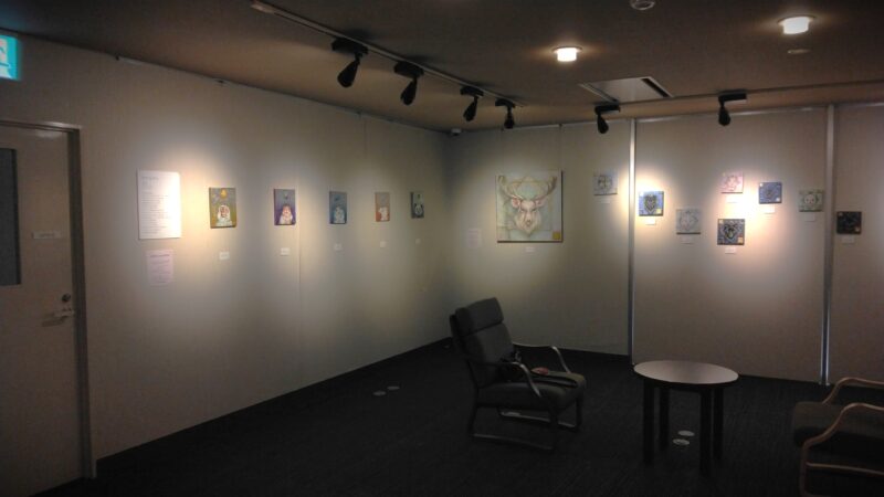 ホテルサンバレー那須のサンバレー美術館での個展の様子